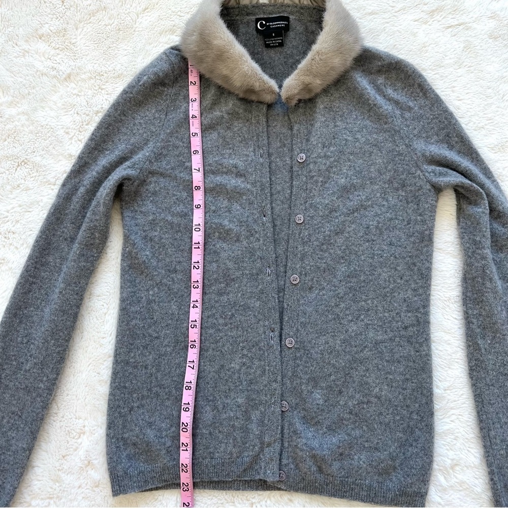 Bloomingdale’s cashmere cardigan with mink collar  size S - Picture 5 of 6